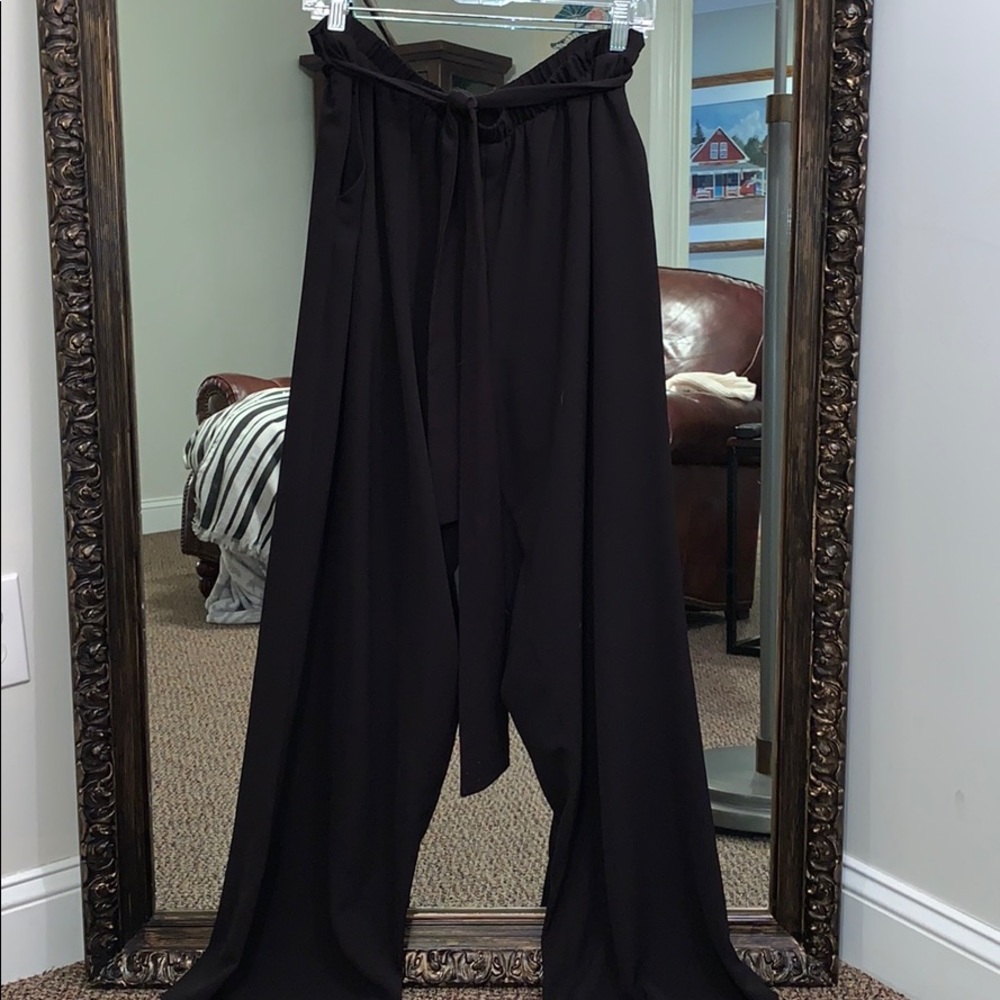 Wide leg soft pants with tie